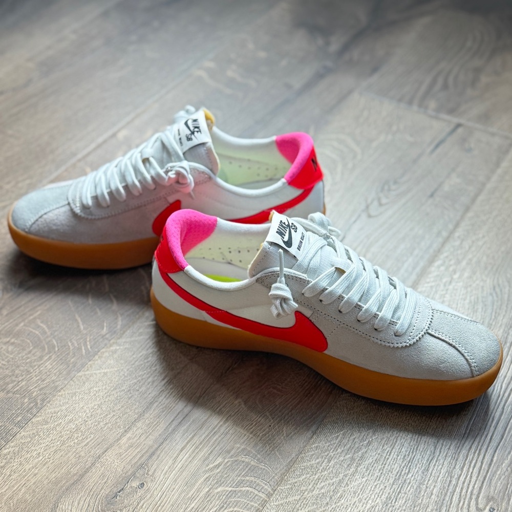 Nike Bruin React SB Rawdacious Summit White Gum CV5980-101 Men 9, Woman 10.5 - Picture 3 of 10